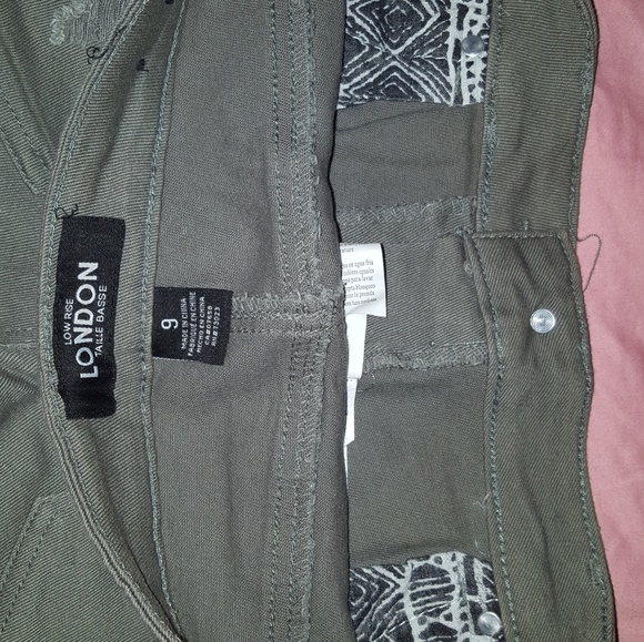 NWOT- cutoff denim jeans shorts - Picture 6 of 6